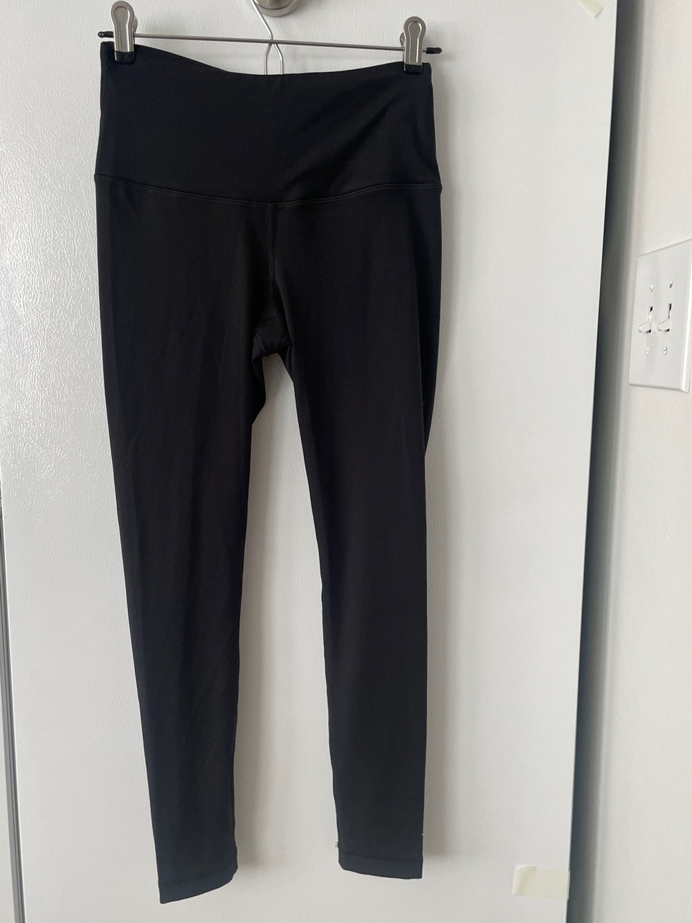 Yogalicious Black High-Waist Leggings Small